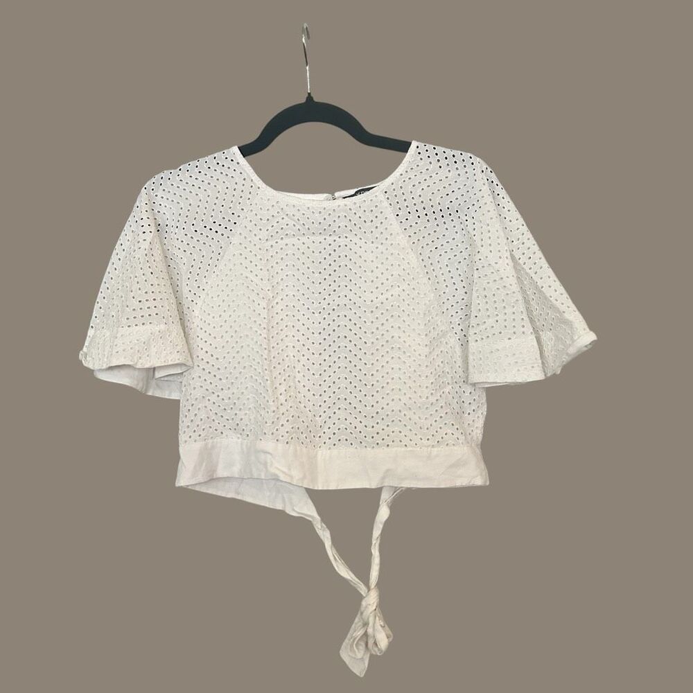 Eyelet‎ Puff Sleeve Crop Top Crochet Size Small EXPRESS